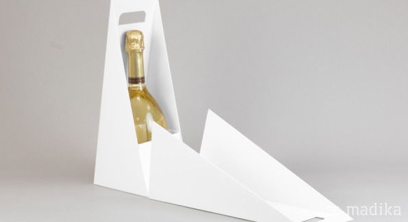 Champagner Verpackung Pyramide unbedruckt
