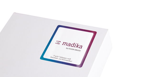 Bedrucktes Etikett auf Rolle rechteckig