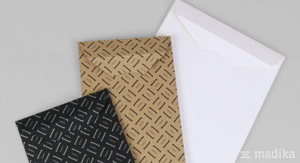 Flachkartonhüllen mit Steckverschluss