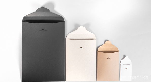 Flachkartonhüllen mit Steckverschluss