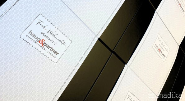 Geschenkbox mit Beispiel Banderole