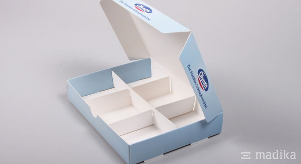 Klappschachtel gekrempelt mit Inlay