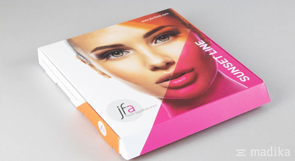 Klappschachtel bunt bedruckt