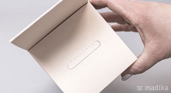 Spendenbox mit Topschild Spendenbox mit Topschild