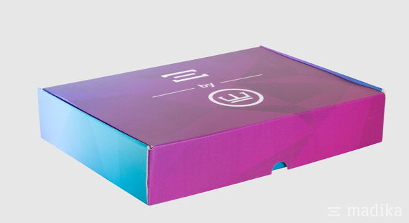 Versandkartons aus weißer Wellpappe bedruckt