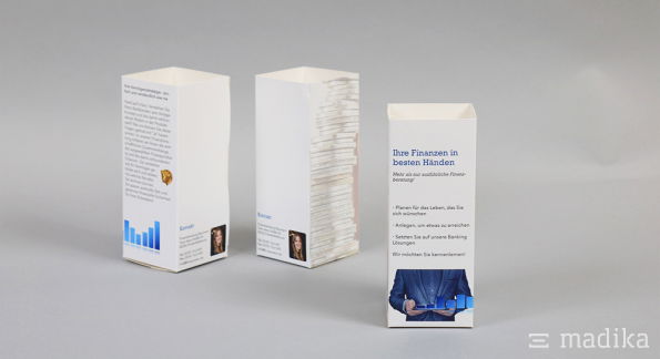 Vierkantaufsteller Finanzdienstleister