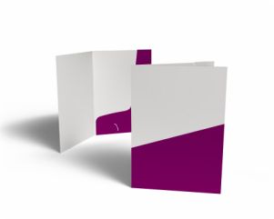 Präsentationsmappen geklebt