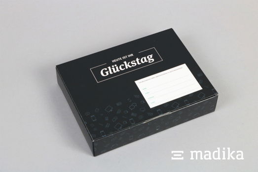 Bedrucktes Mailing mit Feld für Adresse Faltschachtel mit Bedruckung als Geschenkverpackung