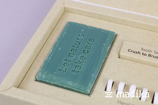 Graspapier-Verpackung mit Inlay für Pflegeprodukte Graspapier-Verpackung mit Inlay