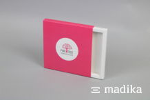 Schiebeschachtel mit modernem Design in Pink Schiebeschachtel mit Hohlwand und Bedruckung