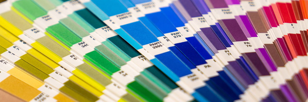 Aufgeschlagener Pantonefächer Aufgeschlagener Pantonefächer