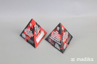 Pyramidenaufsteller mit individueller Bedruckung Pyramidenaufsteller mit individueller Bedruckung