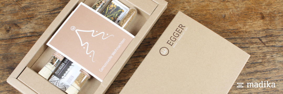 Weihnachtskarte in einem Weihnachtsmailing von madika.de