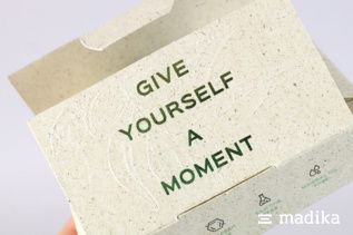 Verpackung für Seifen mit einer Heißfolienprägung