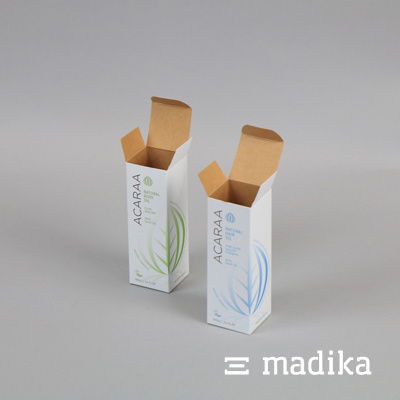 Faltschachteln von madika.de mit schlicht bedrucktem Braunkarton. madika-Faltschachtel Braunkarton