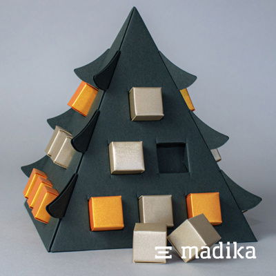 Adventskalender Tannenbaum mit kleinen Schachteln Adventskalender Tannenbaum mit kleinen Schachteln