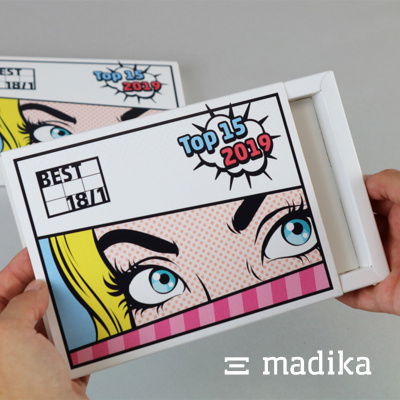 Blickfänger: Zwei bedruckte Schiebeschachteln mit Hohlwand Zwei bedruckte Schiebeschachteln mit Hohlwand