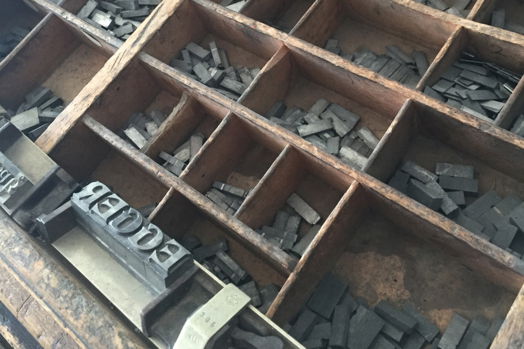 Hochdruckverfahren: Bewegliche Lettern