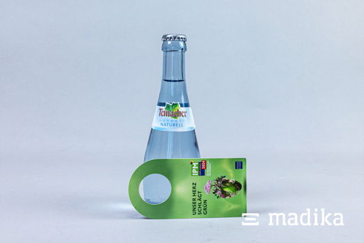 Unser kleiner Flaschenanhänger eignet sich für kleine Wasserflaschen Flaschenanhänger für kleine Wasserflasche