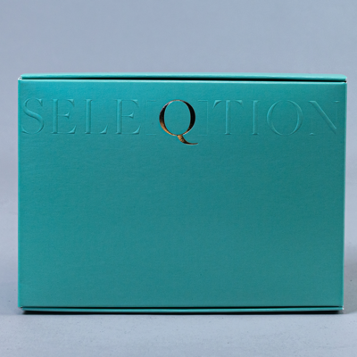 Blindprägung in Kombination mit Heißfolie