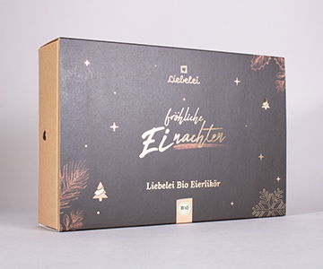 Hochwertige Produktverpackung mit goldener Heißfolienprägung